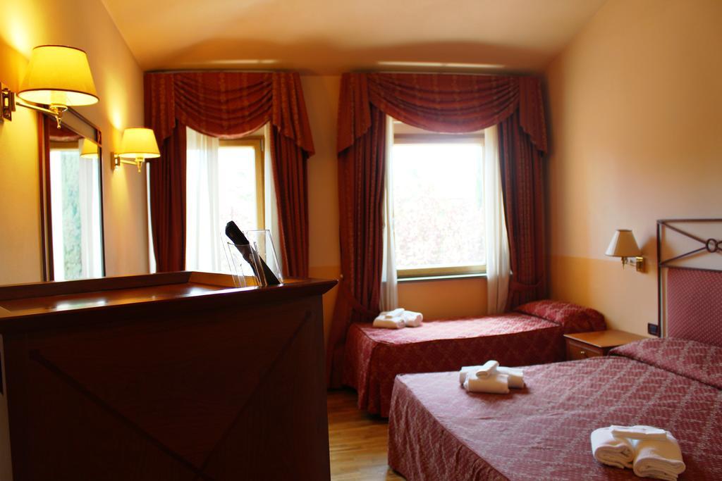Semifonte 4*
