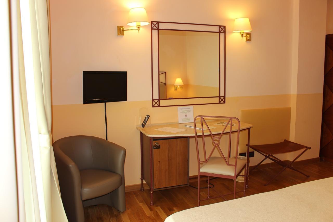 Semifonte 4*
